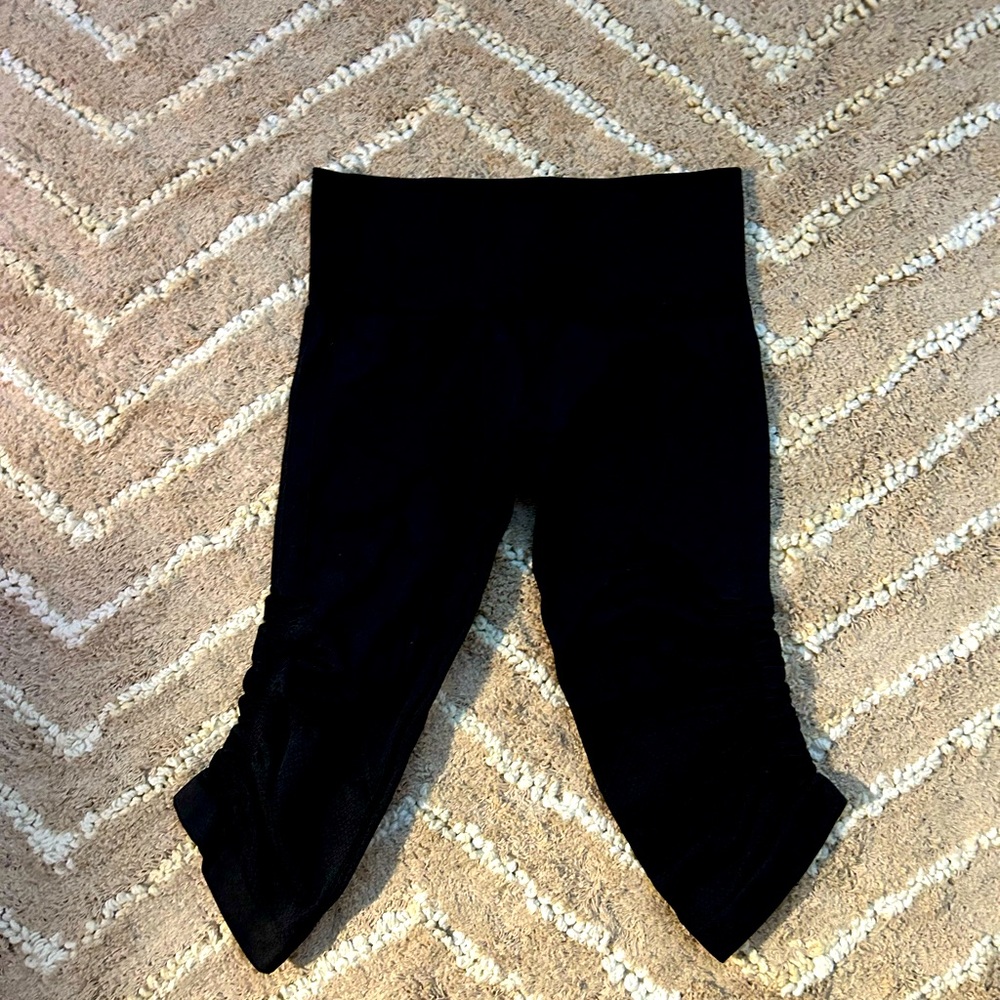 Lululemon in the flow pants